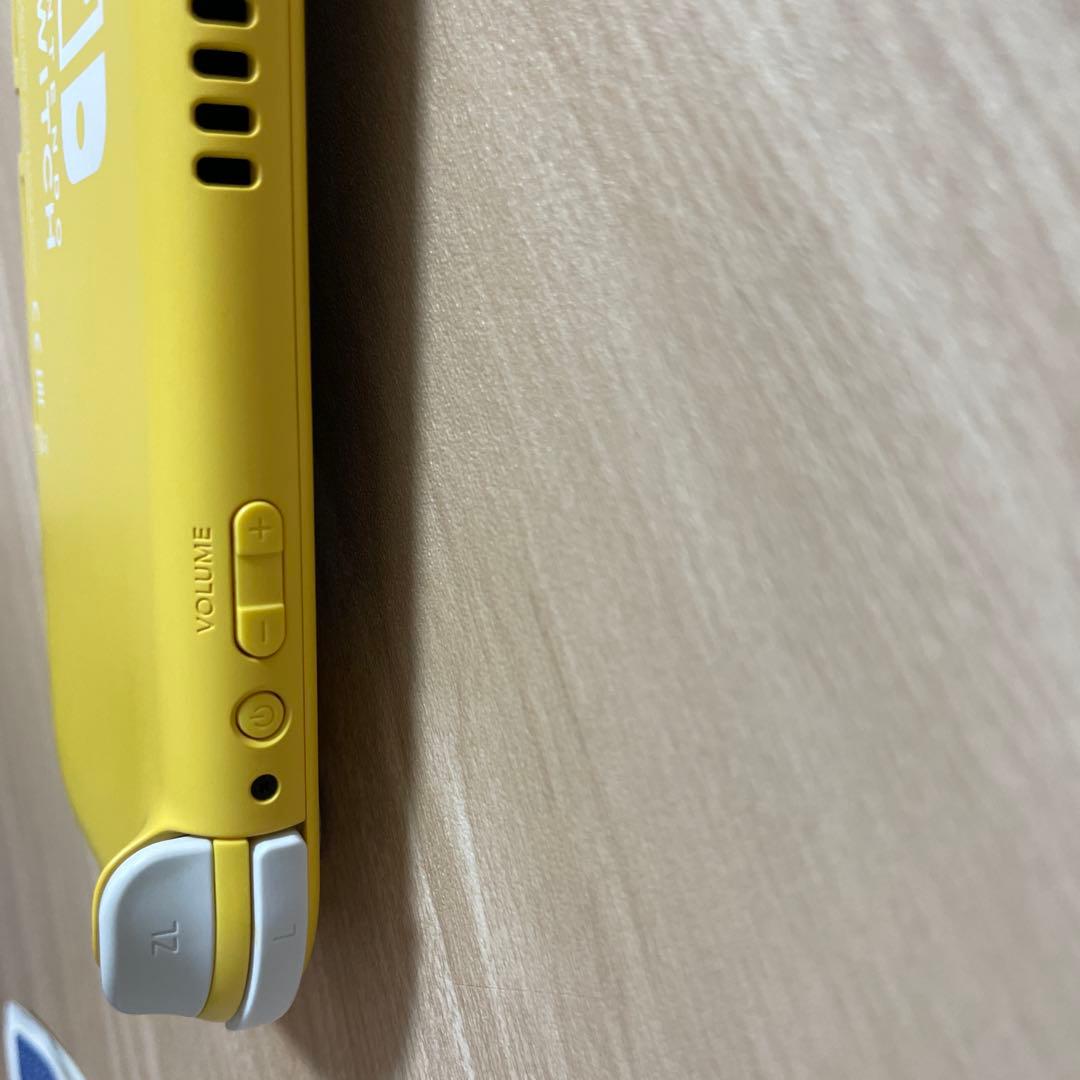 Nintendo switch Lite イエロー　本体のみ