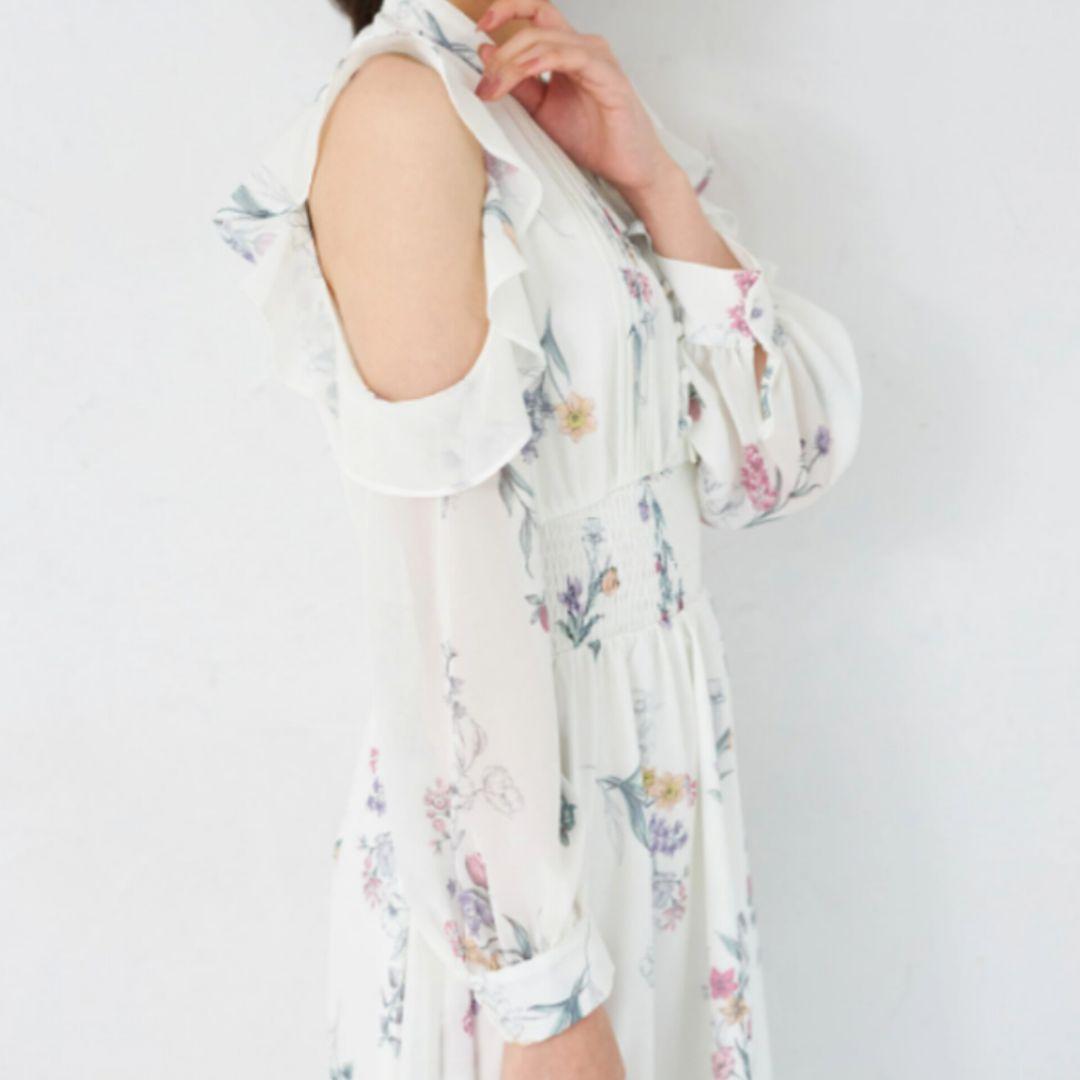 【新品】tocco closet ラッフルフリルオープンショルダーワンピース