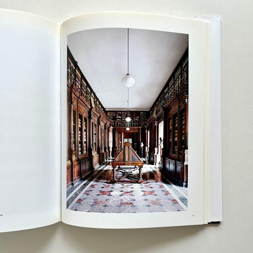 カンディダ・ヘーファー Candida Höfer 写真集 Napoli