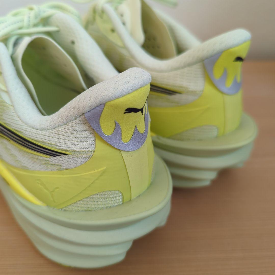 【2月末迄】PUMA　ディヴィエイト ニトロ 4　25.5cm