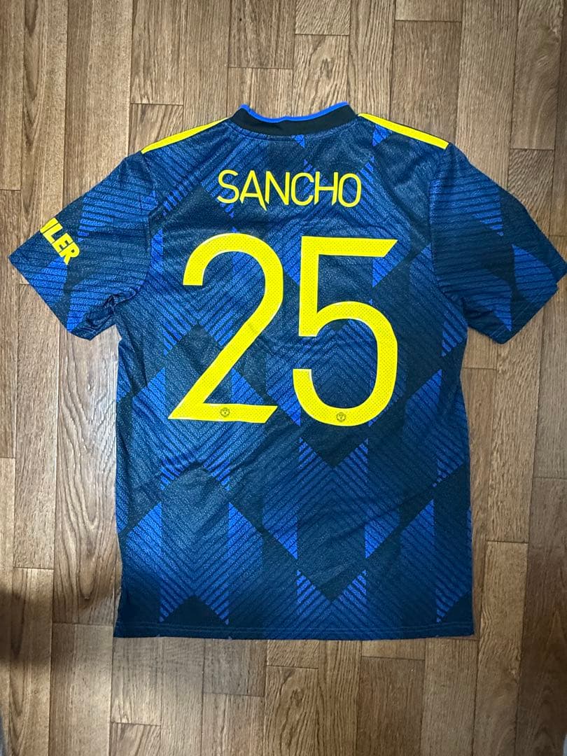 マンチェスター・ユナイテッド　21-22サードユニフォーム