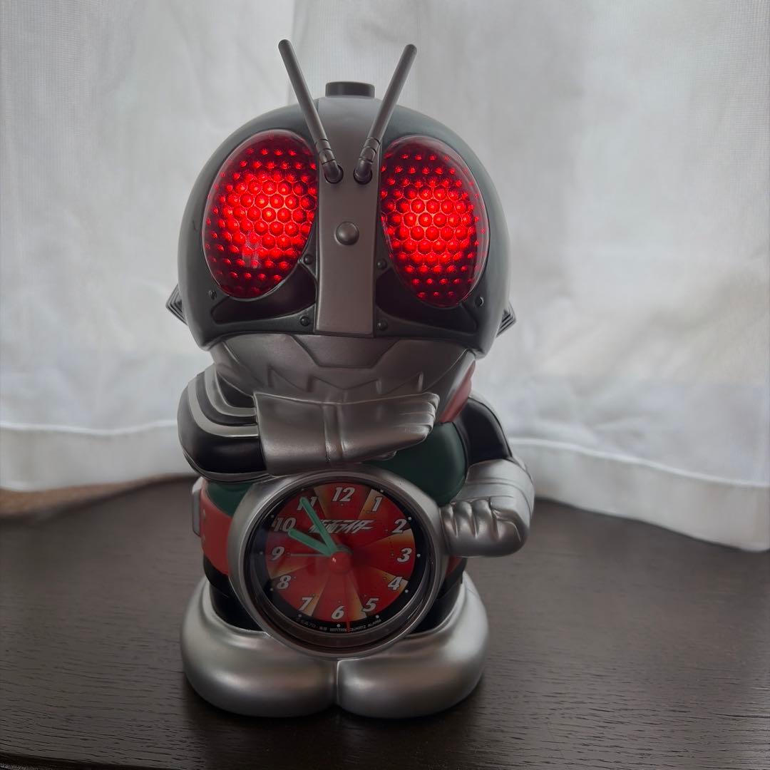 仮面ライダー 置時計 アラーム機能付き　箱付き