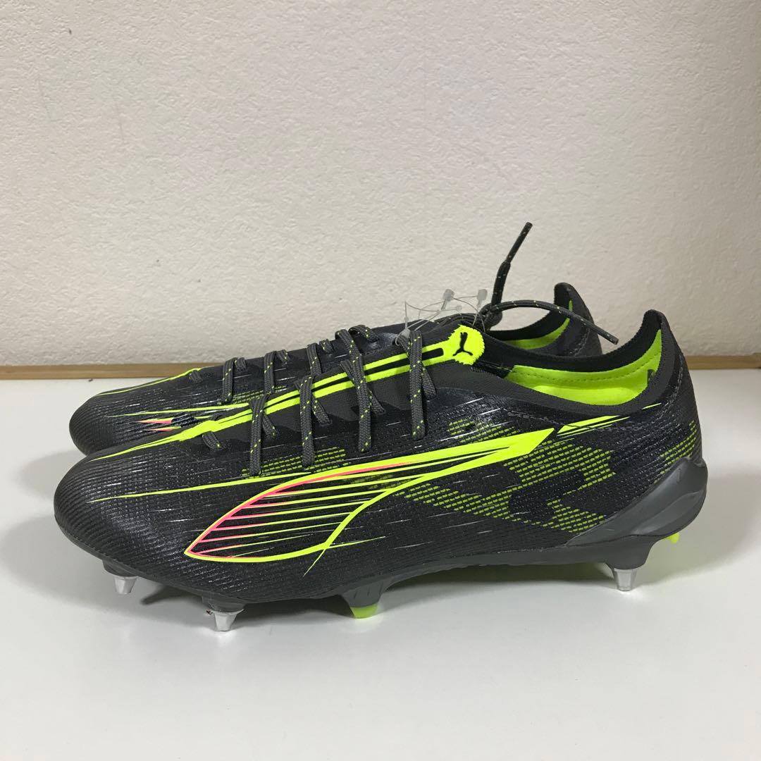 新品・タグ付き　プーマメンズサッカースパイク