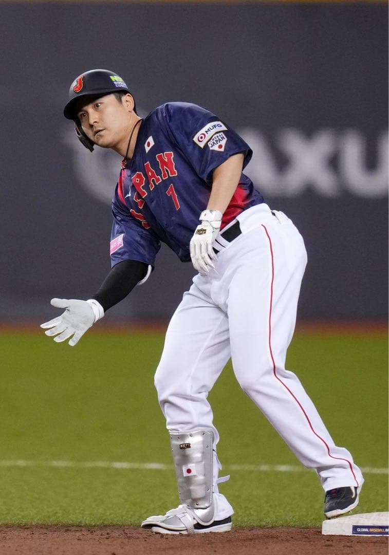 DeNAベイスターズ　佐野恵太 #7　バット NPBマーク 支給品　【新品】