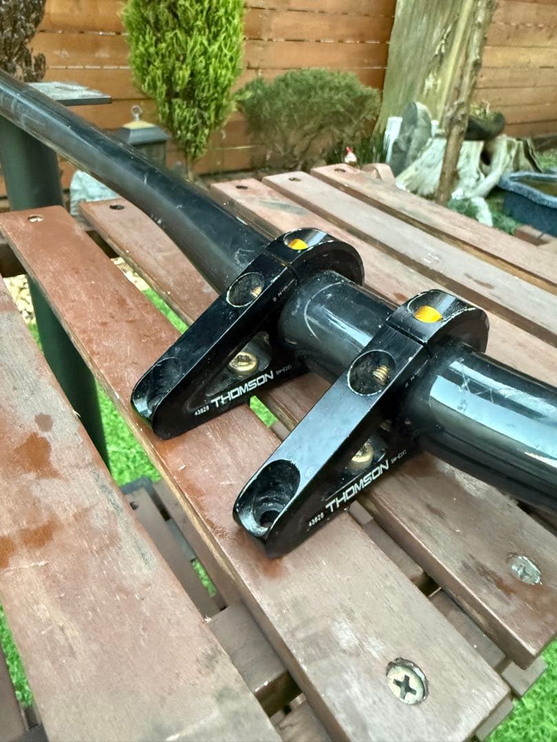 Q*Q様 Thomson Trail C カーボンハンドルバー＆ステム