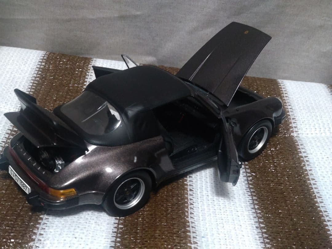当時物　1/18 ミニカー　NOREV　ノレブ　ポルシェ911ターボ　カブリオレ