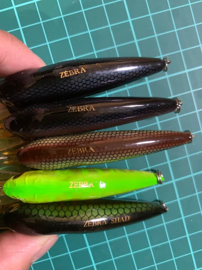 ティファTIFA ゼブラシャッド