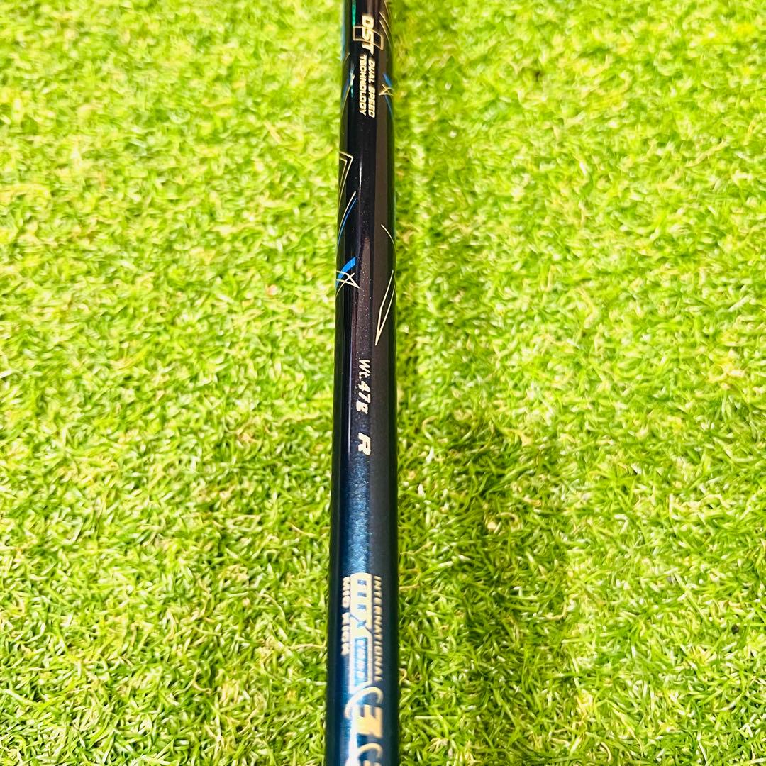 Pw XXIO13 ゼクシオ MP1300 ピッチングウェッジ カーボン R