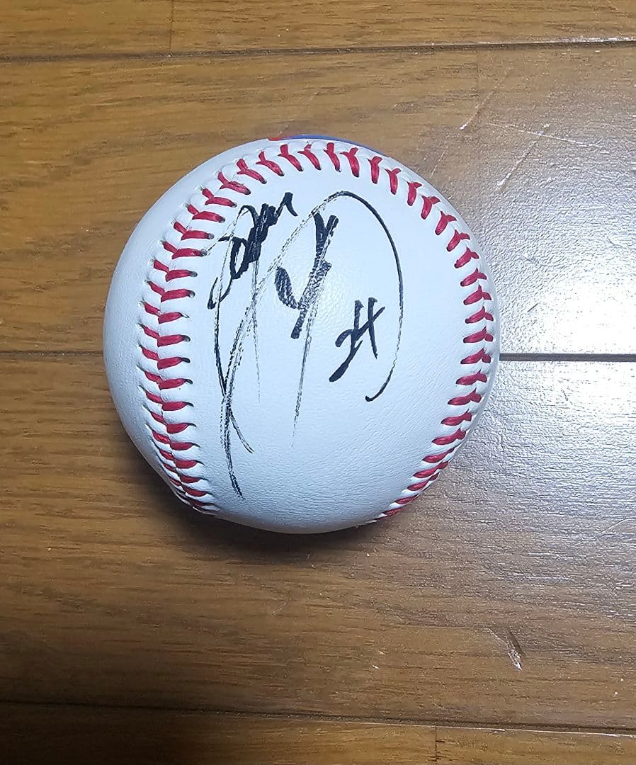 侍ジャパン　山崎康晃選手 #24 直筆サインボール