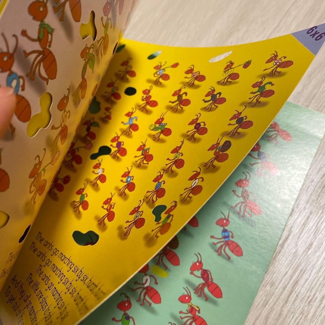 516 The Ants go Marching 穴開き仕掛け音声絵本