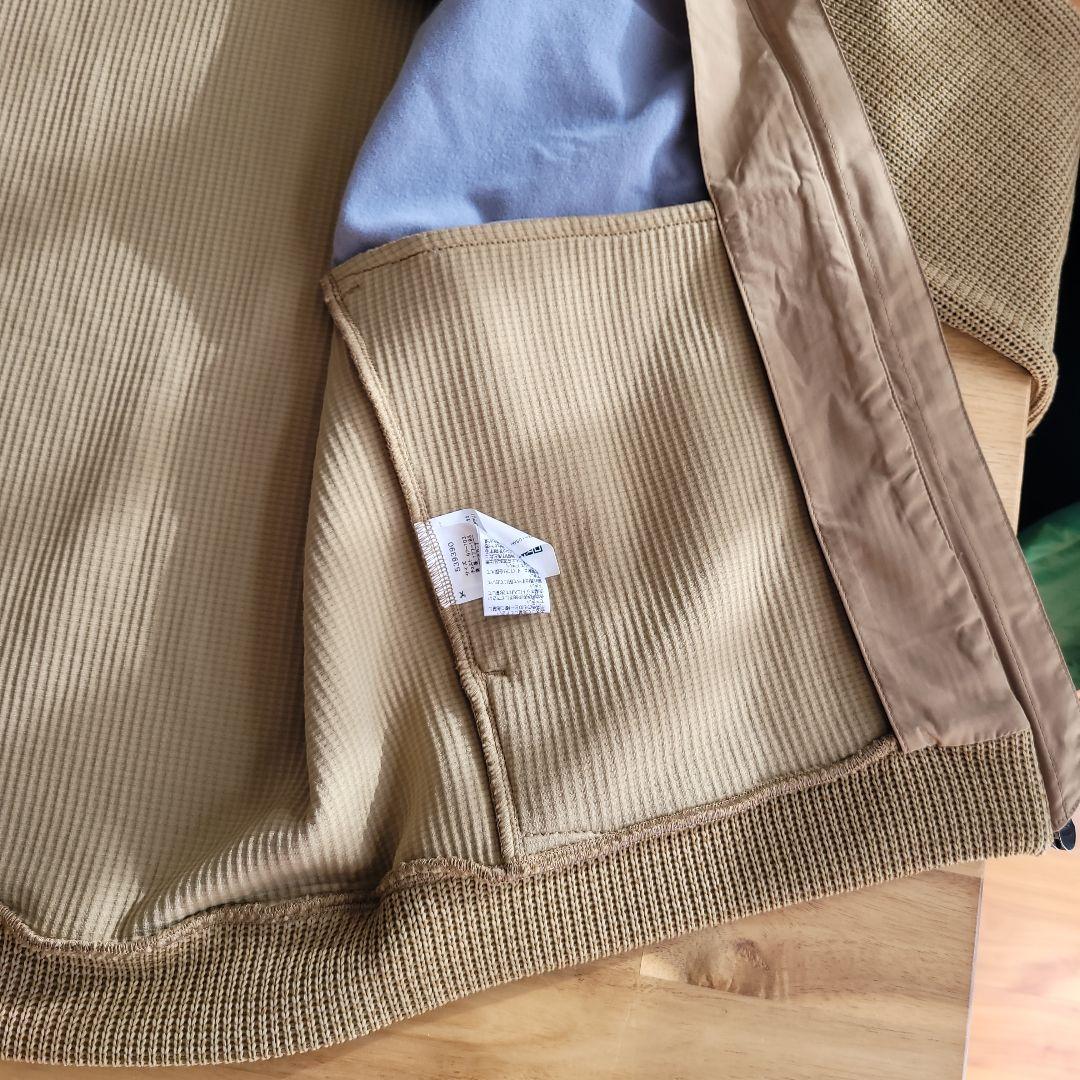 Puma ジップアップジャケット カーキ色