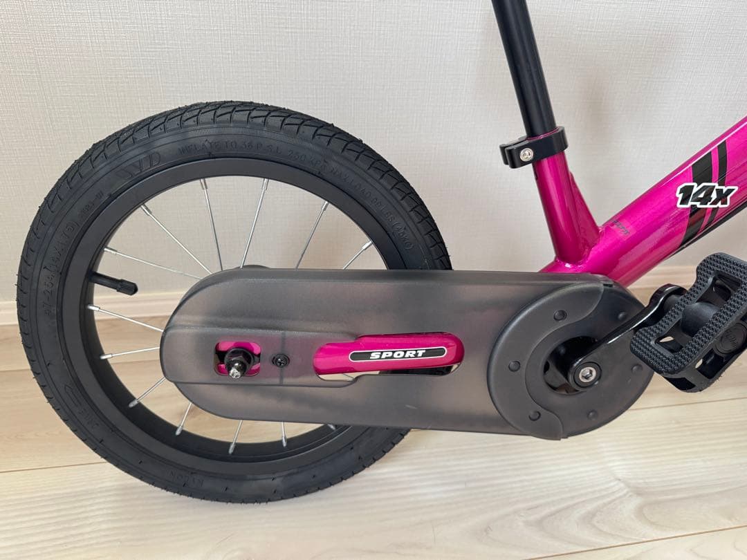 美品　STRIDER 14x ピンク キッズバイク　ストライダー　付属品あります