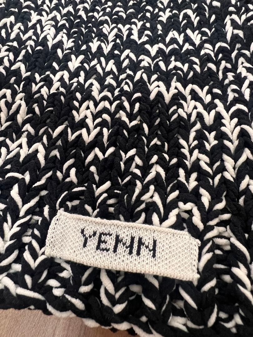 YENN イエン ミックスハンドニットベスト ブラック