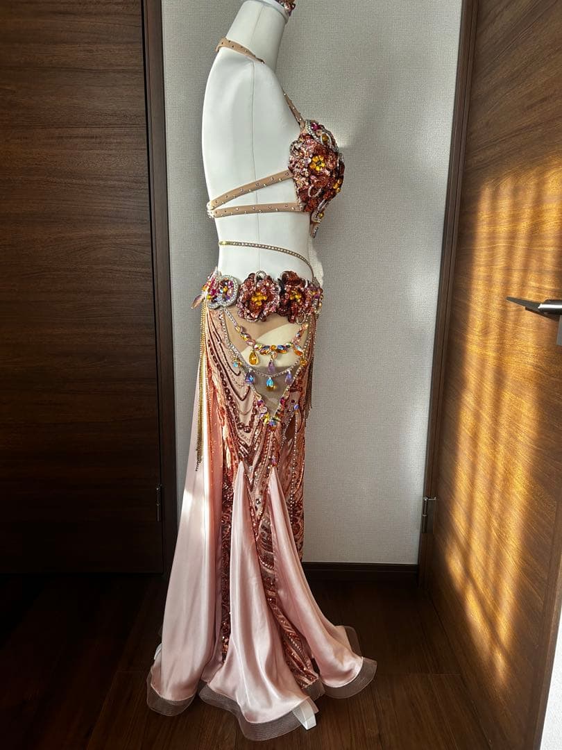 ベリーダンス衣装 アイーダスタイル　ピンクゴールド