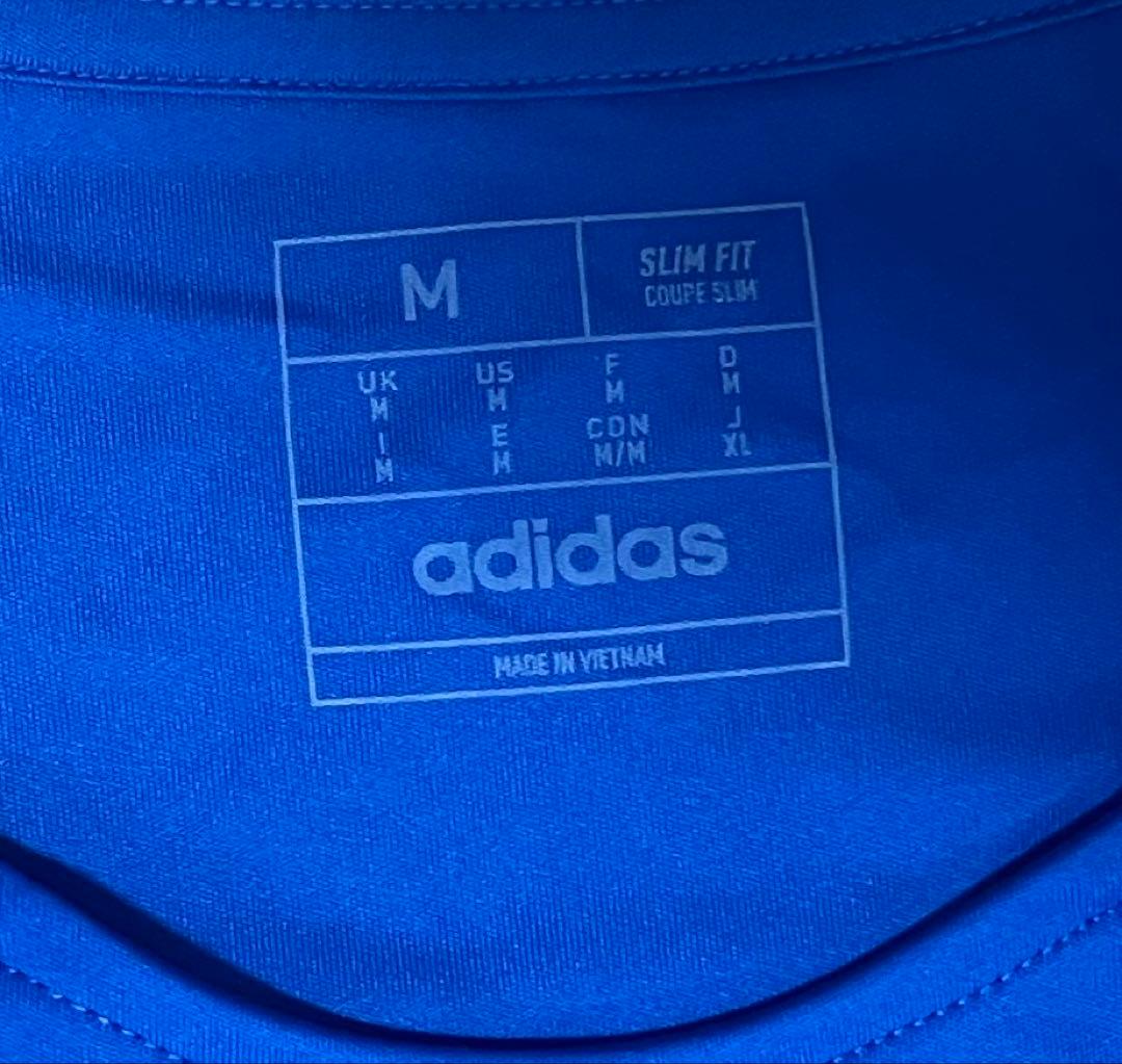 adidas リーズユナイテッド　サッカー　トレーニングシャツ　プラシャツ　新品