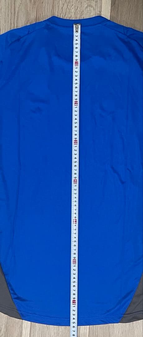 adidas リーズユナイテッド　サッカー　トレーニングシャツ　プラシャツ　新品