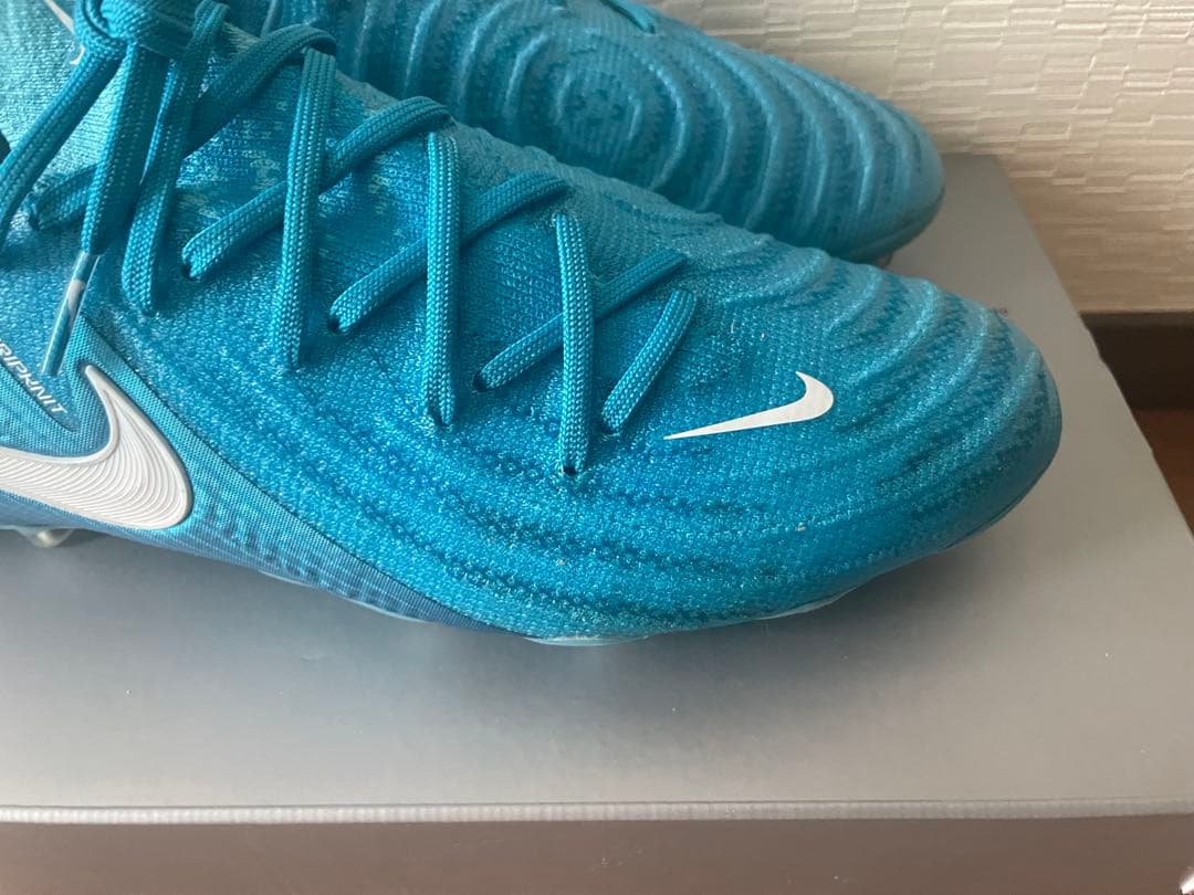 NIKE ファントムGX2 エリートAG