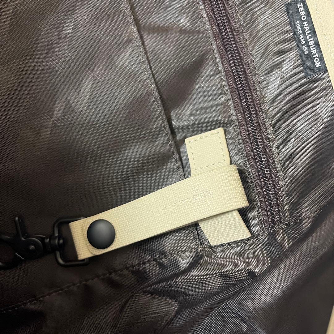 【新品未使用】ZERO HALLIBURTON ラージトート ZHG-B1