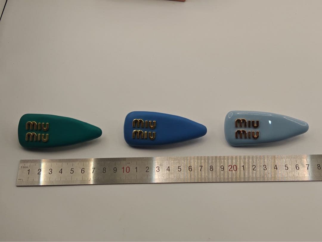 MIU MIU ヘアクリップ 3点SETブルー・グリーン・ライトブルー　バレッタ