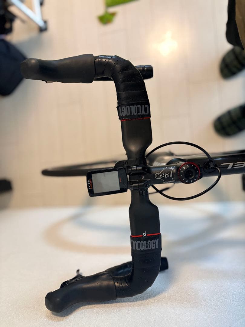 GIANT エアロカーボンロードバイク PROPEL Sカンパホイール