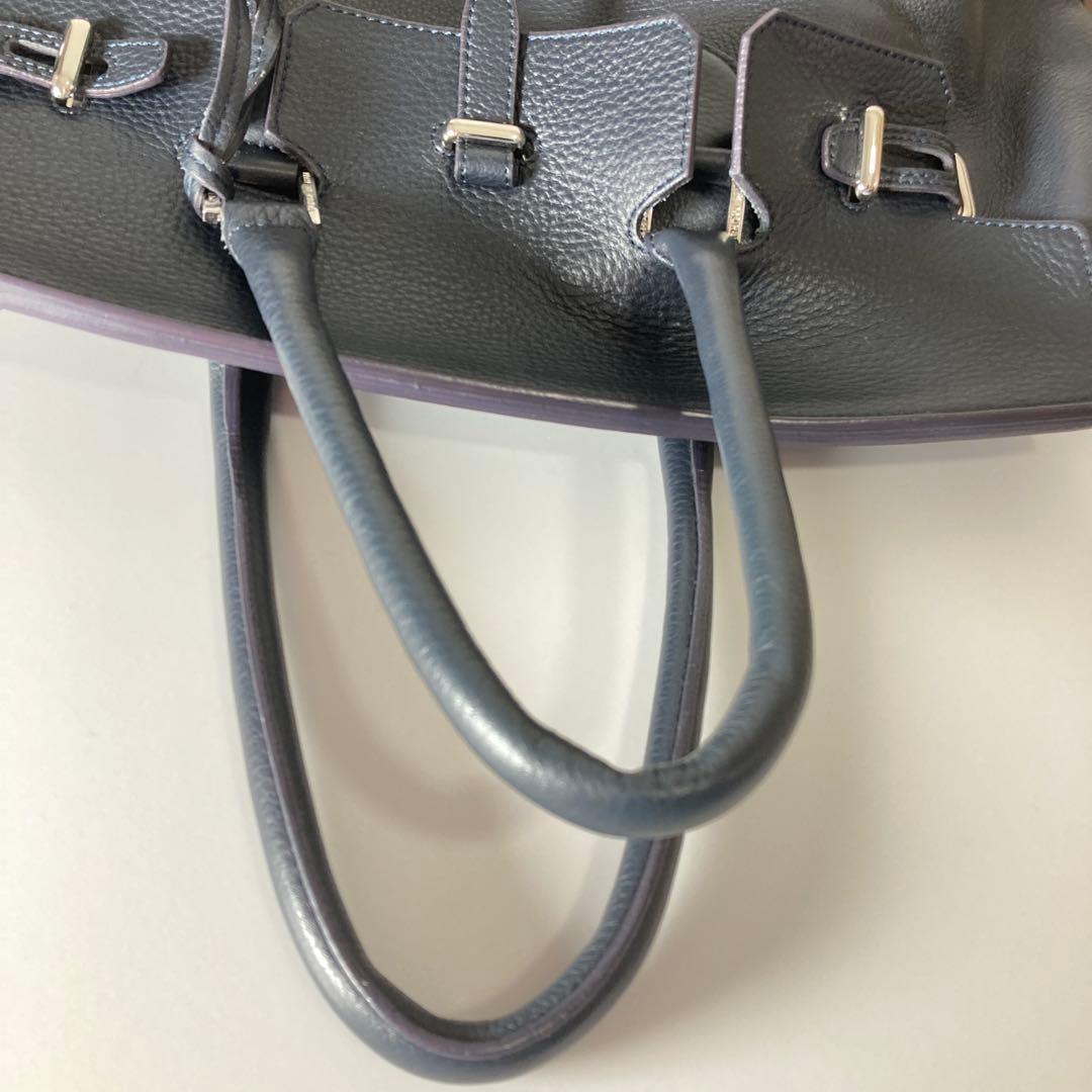 ペッレモルビダ ビジネスバック　レザートートバッグ ネイビー 本革　紺色