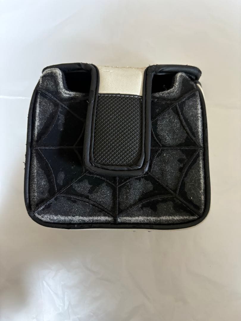 トトロ　テーラーメイドスパイダーゴーストパター33インチ