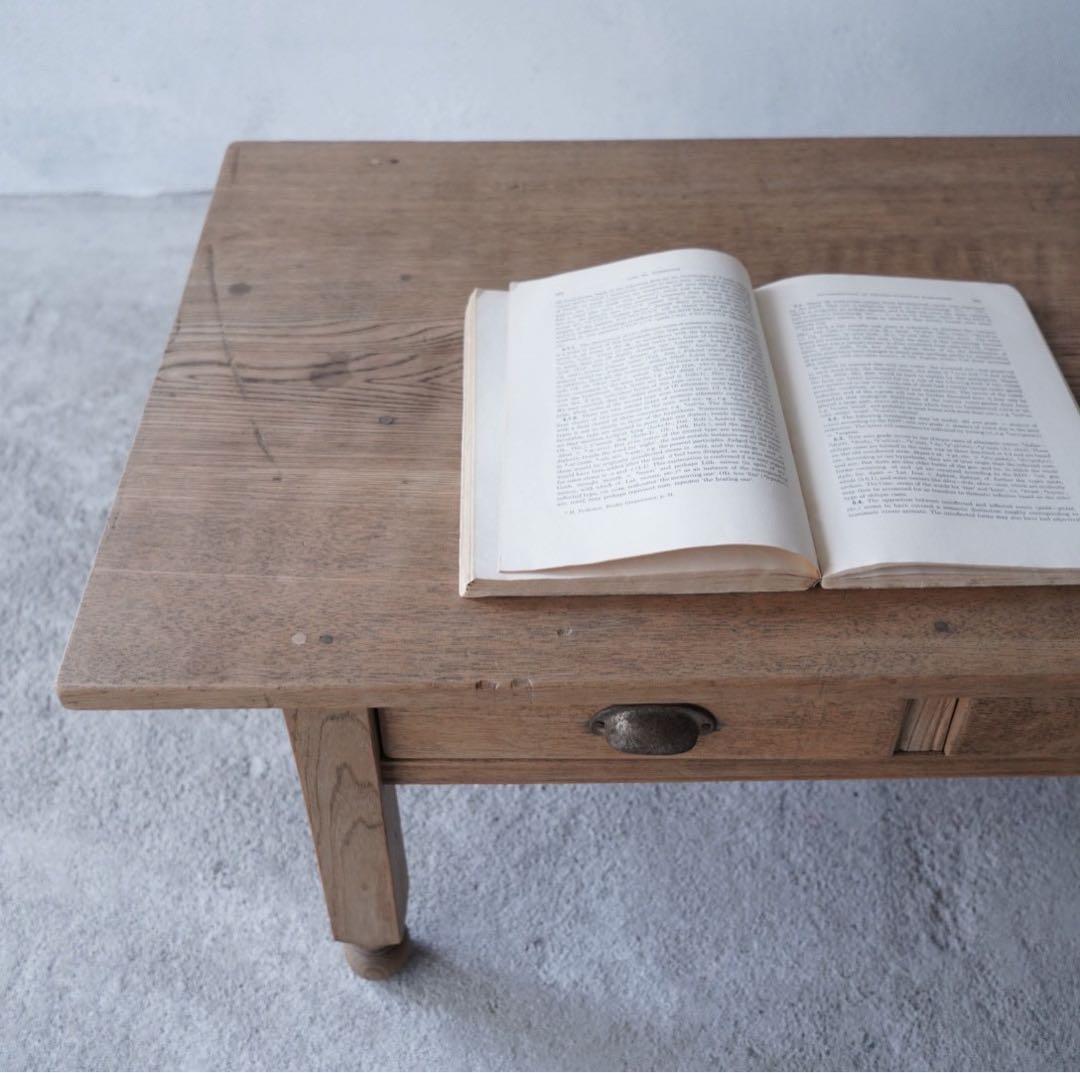 コーヒーテーブル