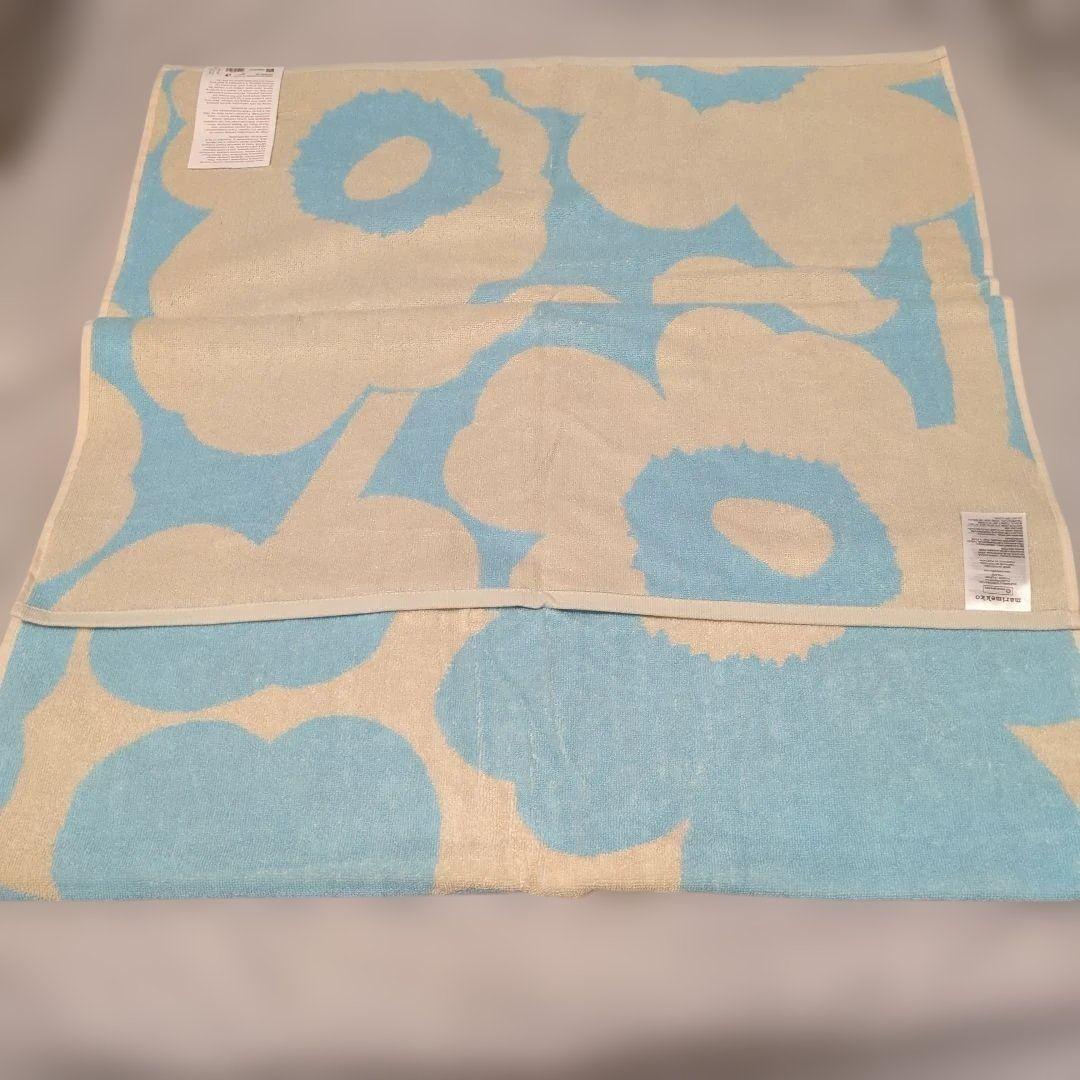 marimekko ウニッコ柄バスタオル 水色