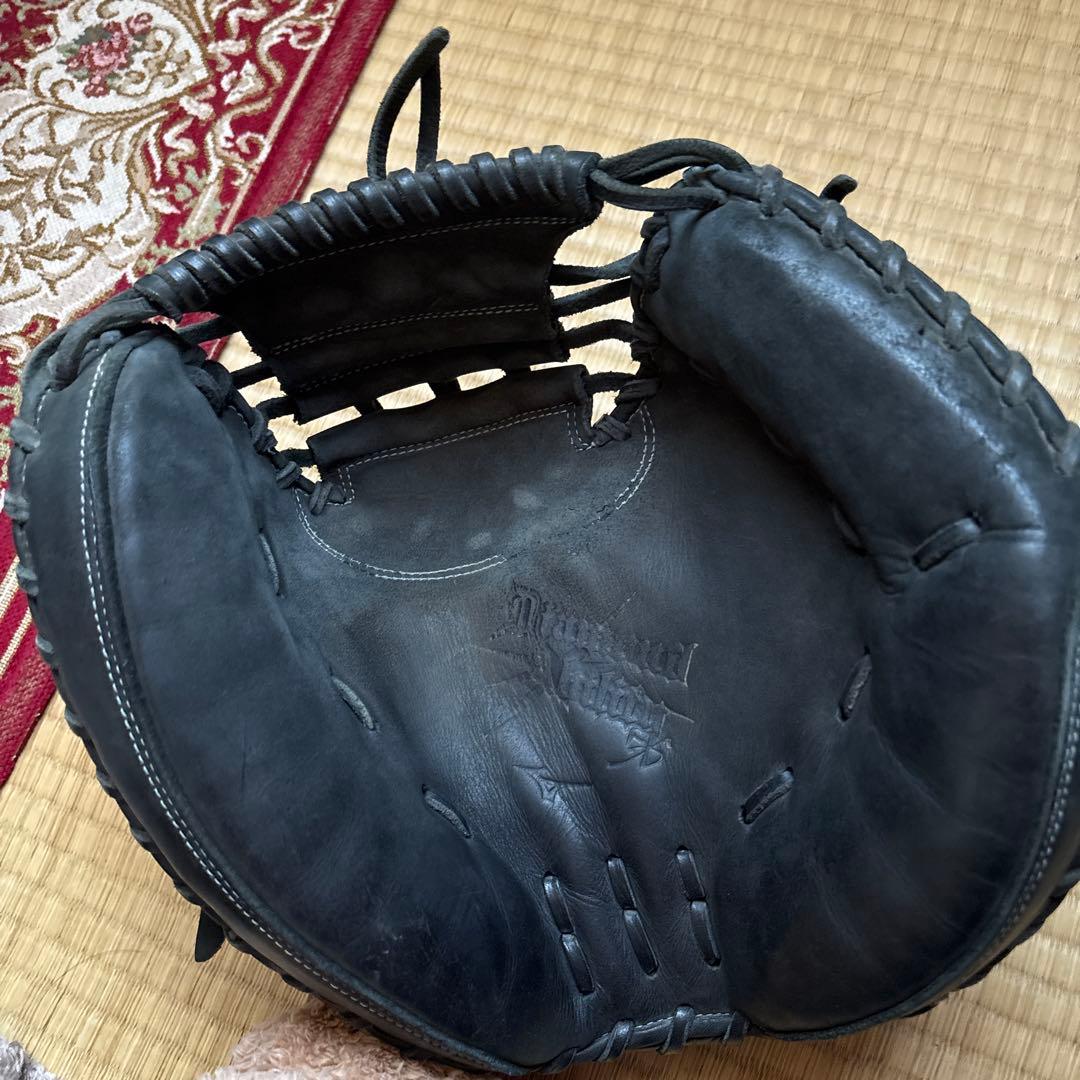 か*か様 Mizuno ブラックキャッチャーミット(大人用)