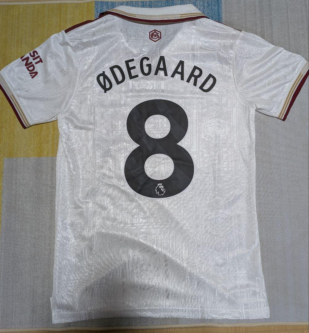 アーセナル　ウーデゴール　ユニフォーム