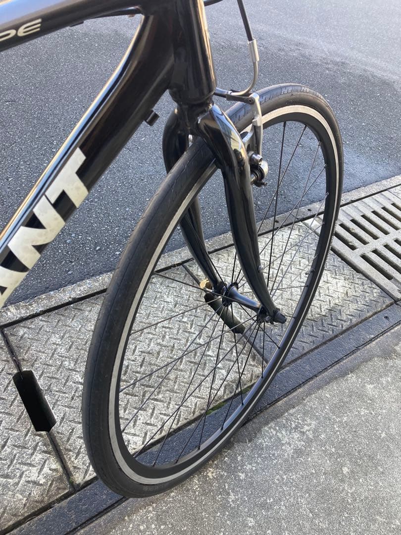 GIANT ESCAPE クロスバイク ブラック　マウンテンバイク　ロードバイク