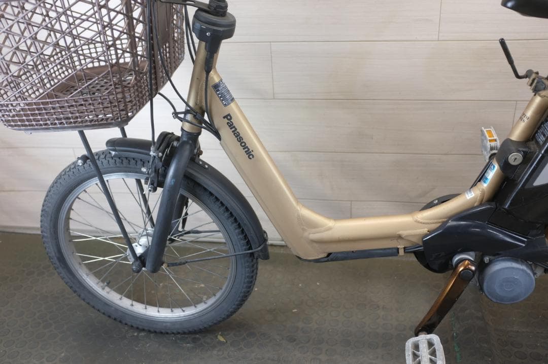 新基準パナ　ギュット　アニーズ20インチ3段　13.2Ah（5点灯）充電器あり