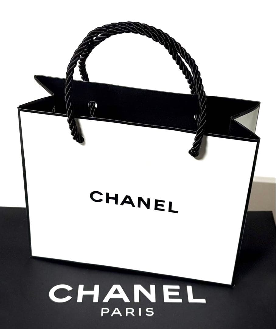 V字回復 ！CHANELシャネル☆6連キーケース ブラックピンク