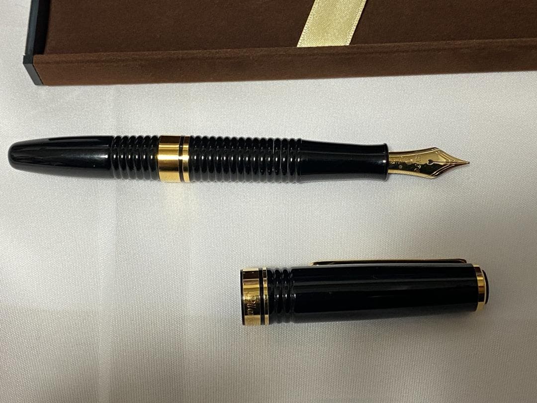 PLATINUM 3776 CENTURY 万年筆 ギャザード M 14K