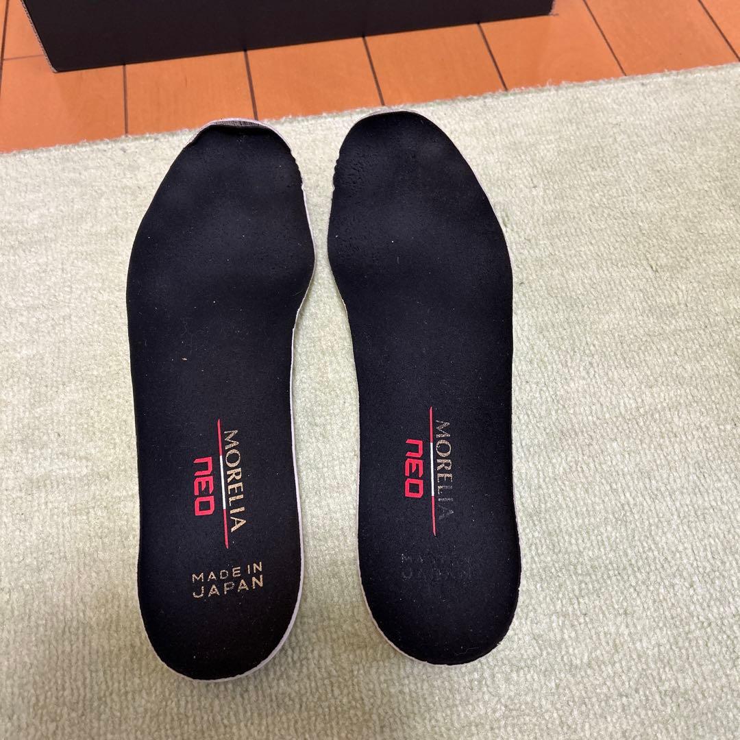 サッカースパイク　Mizuno　モレリアNEO Ⅳ JAPAN 箱、袋有り