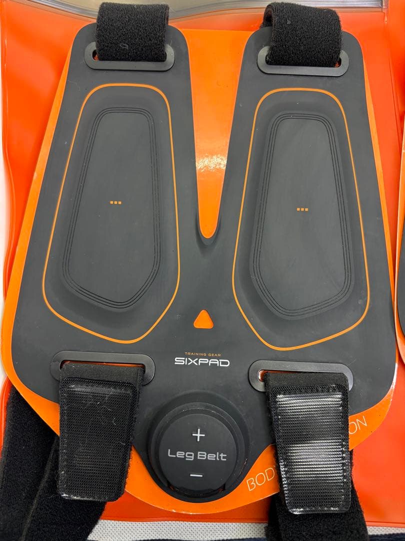 【月末限定セール】【美品】SIXPAD レッグベルト