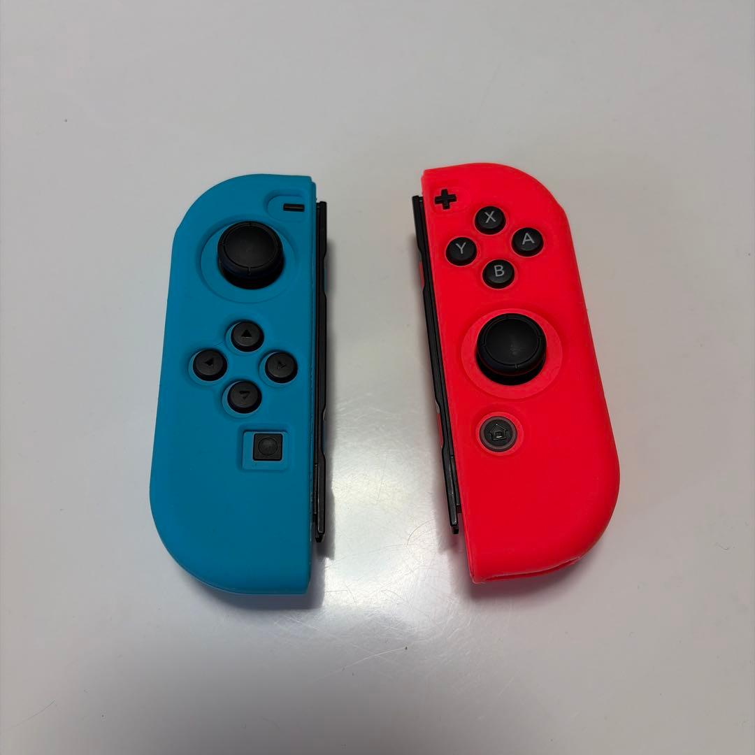 ニンテンドー　【switch】 本体　ハンドル付