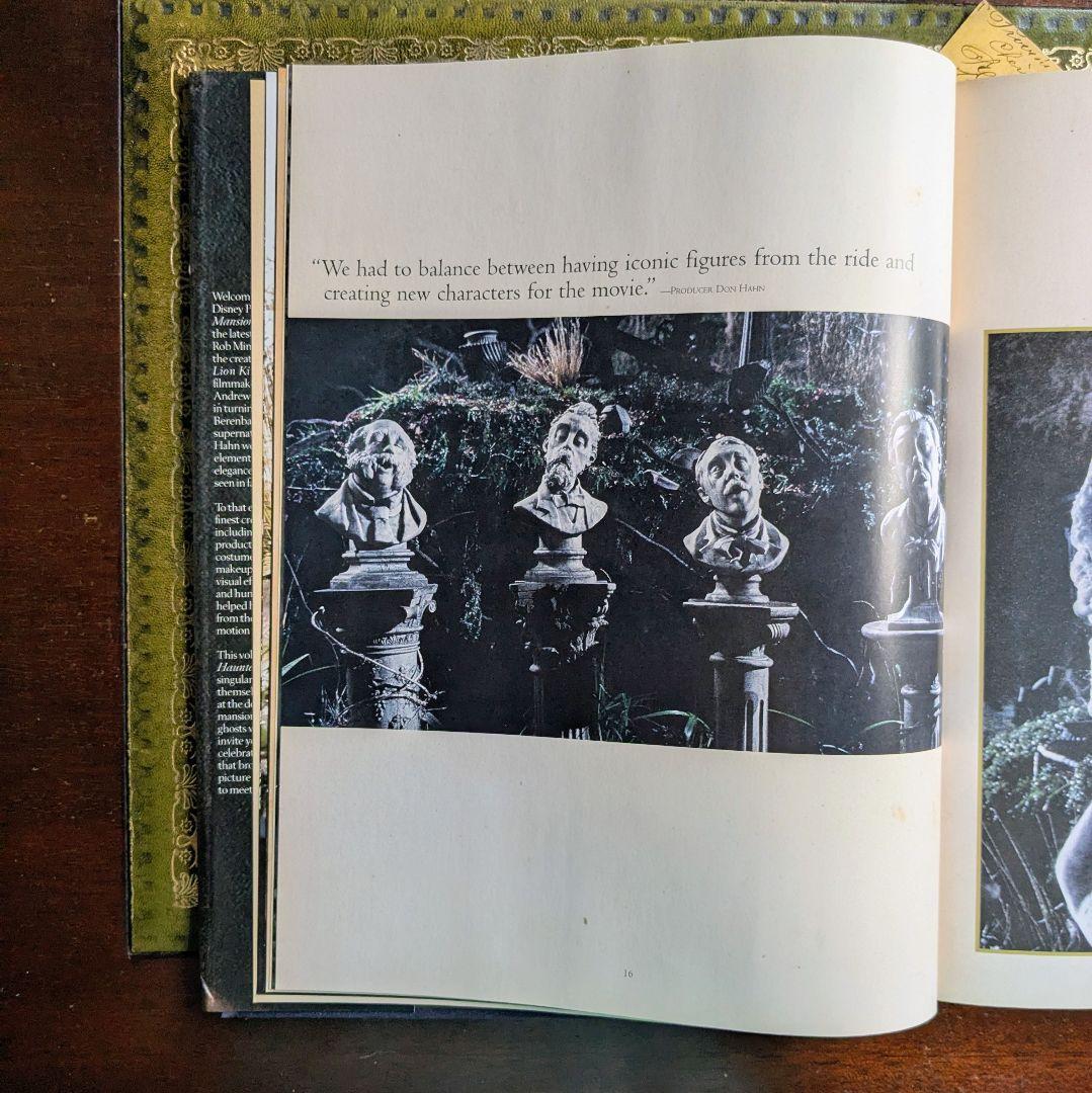 ディズニーファン必見！まるでホーンテッドマンションの扉を開けたような♪　古書洋書