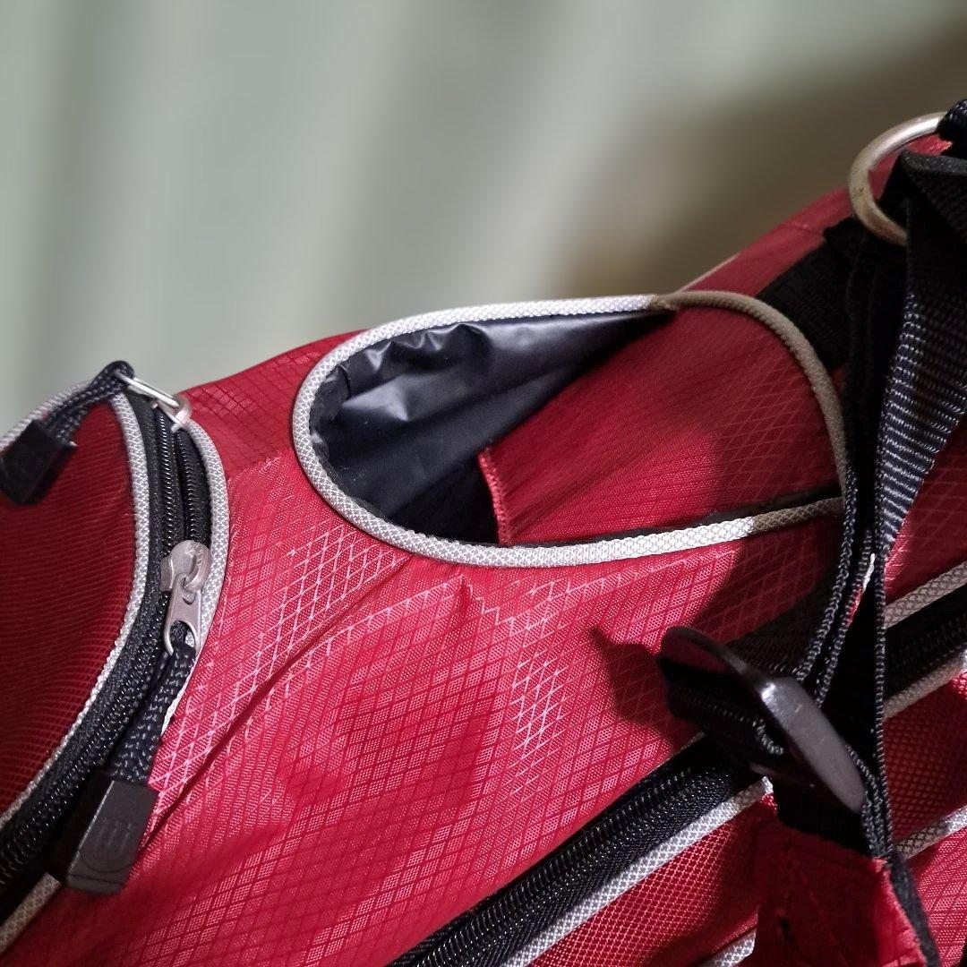 ウィルソンキャディバッグスタンド式。フード付き。極美品。9インチ。