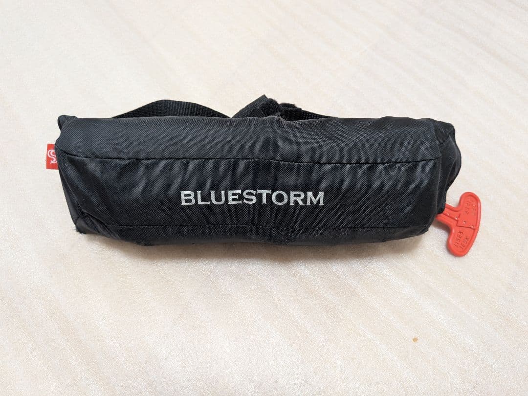 ライフジャケット（ブルーストーム）