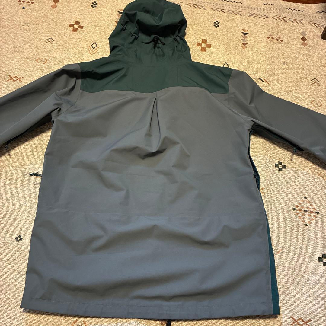 Airblaster Beast 3レイヤージャケット