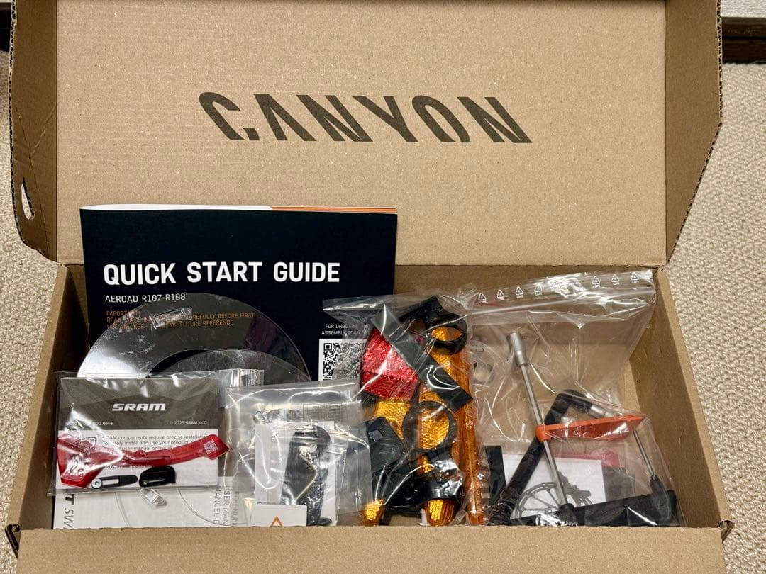 CANYON エアロード CF SLX 2025年モデルMサイズ 走行320km