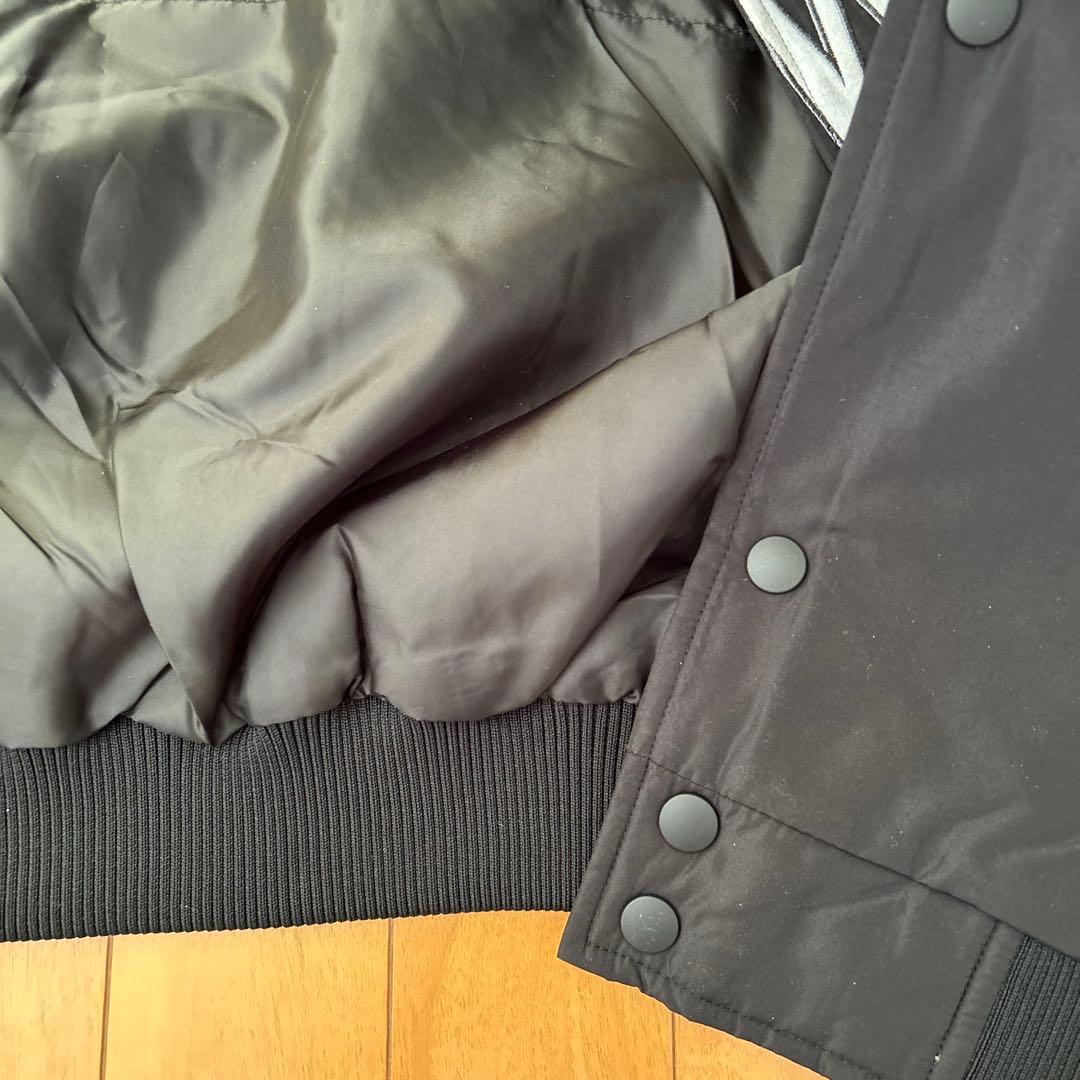 【希少】SoftBankフォークス王監督グランドジャンパーミズノ製　新品未使用