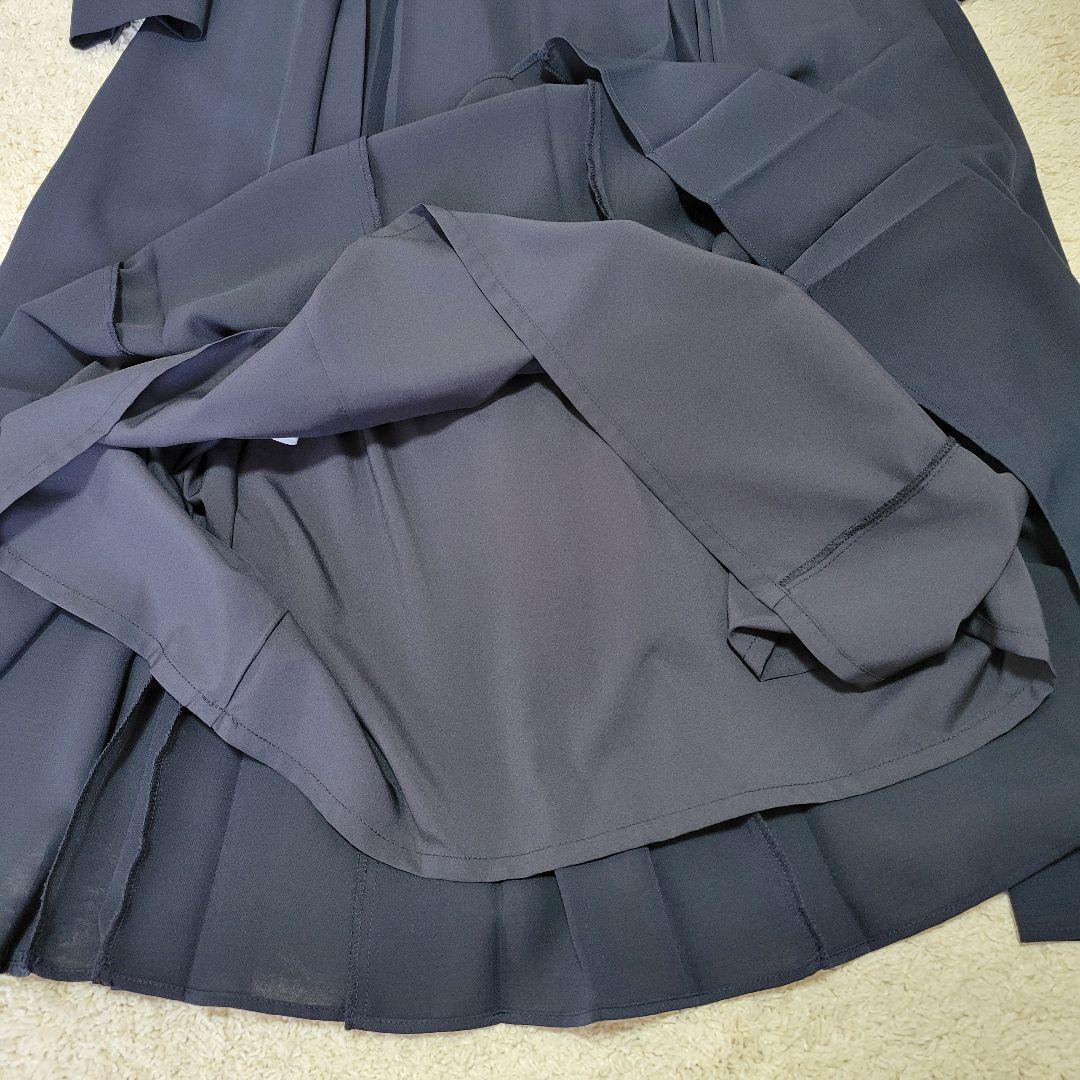 ナチュラルビューティーベーシック ボウタイプリーツワンピース ネイビー M