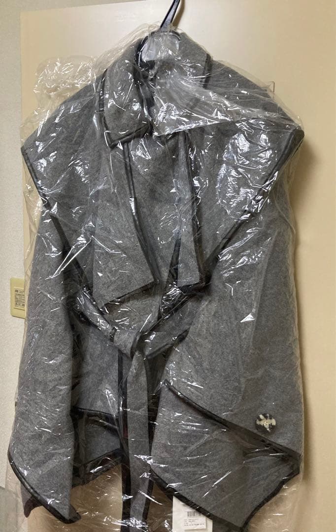 sugar⚮̈ 様☆新品・タグ付き☆ 新木優子 × スナイデル ポンチョコート