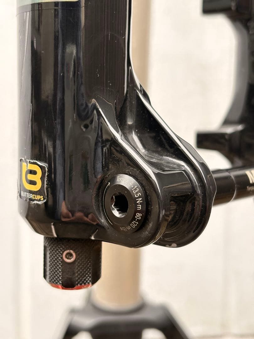 RockShox LyrikUltimate 27.5 160mm フロントサス