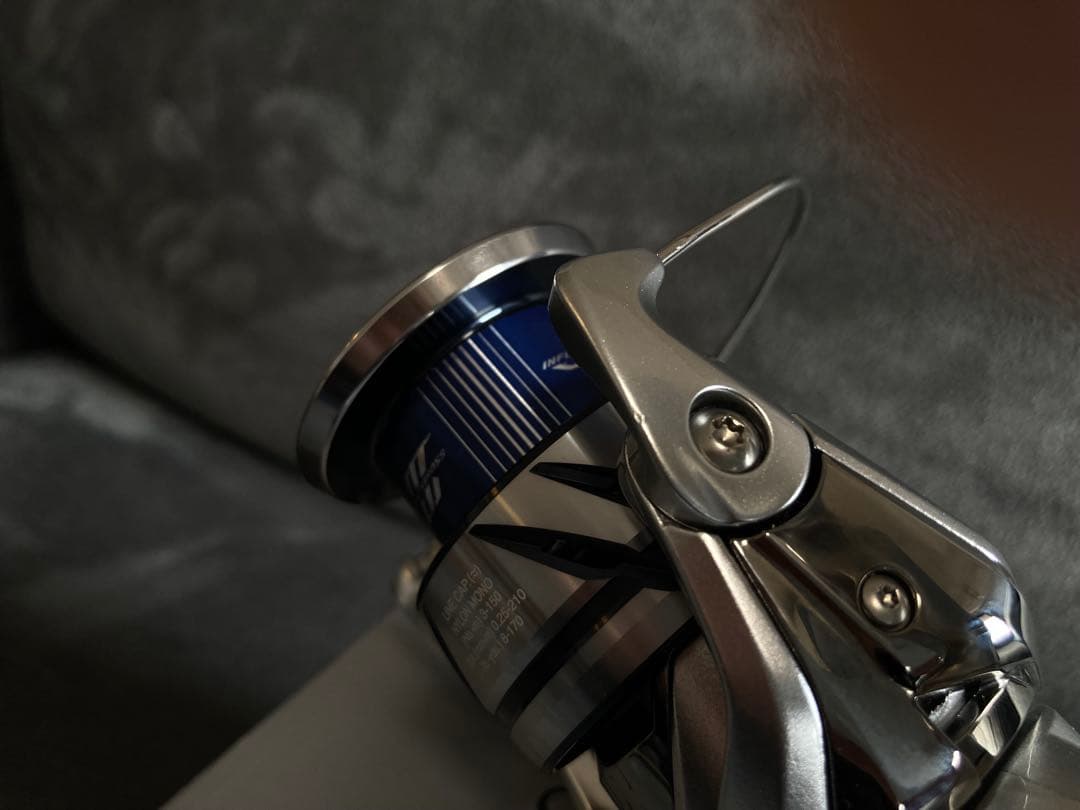 新品同様 シマノ(SHIMANO) 23 ストラディック C3000XG