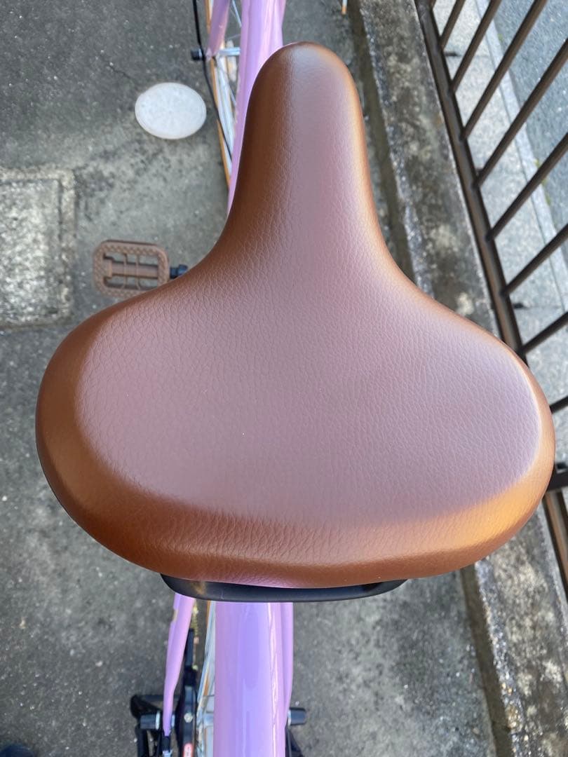 ほぼ新品 自転車 ピンク色