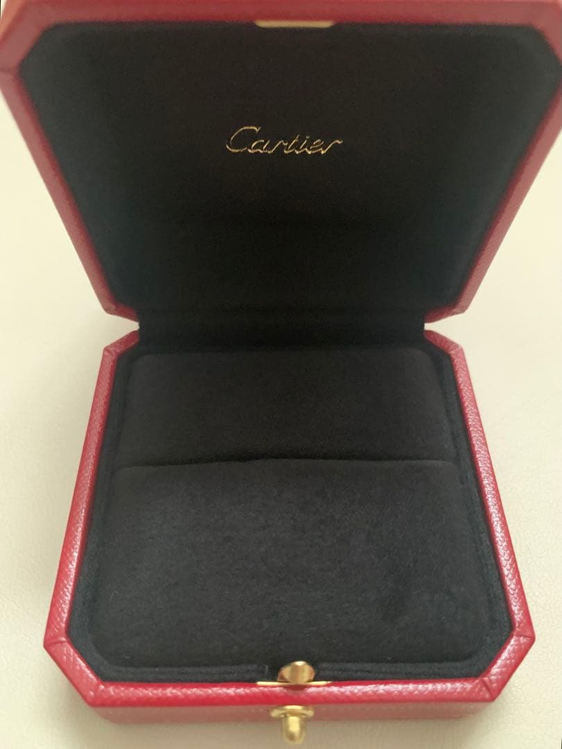 【極美品】カルティエリングケース　ショッパー付き