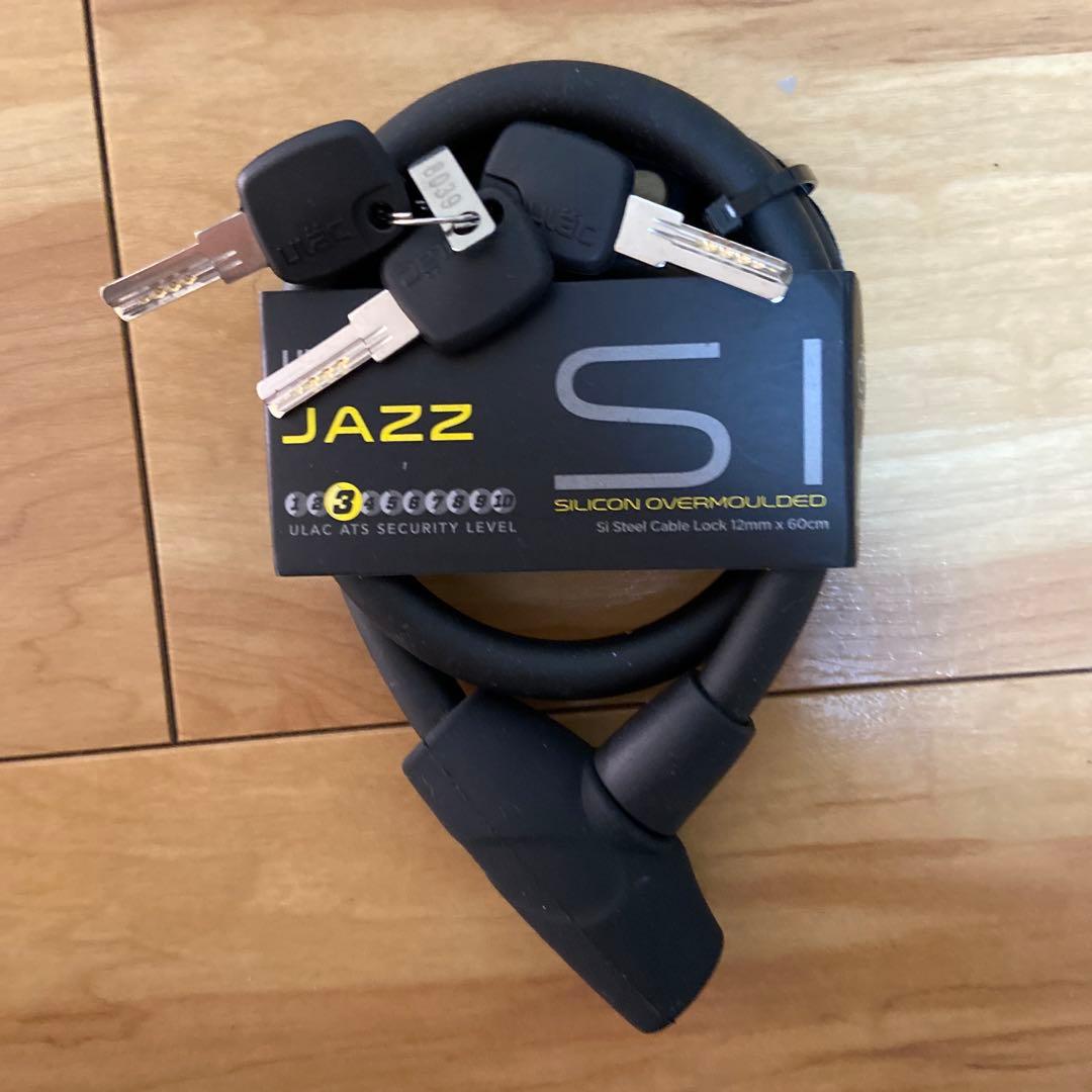 シュウ Giant クロスバイク ブラック